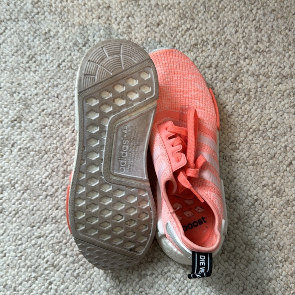 Adidas NMD R1 - Picture 6 of 8